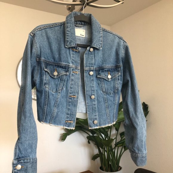 Aritzia / Wilfred Cropped Denim Jacket - Picture 3 of 7